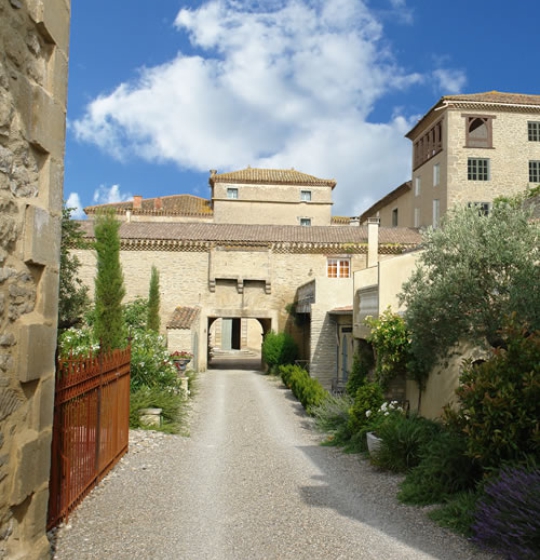 2014110310173526298 2014110310173526298